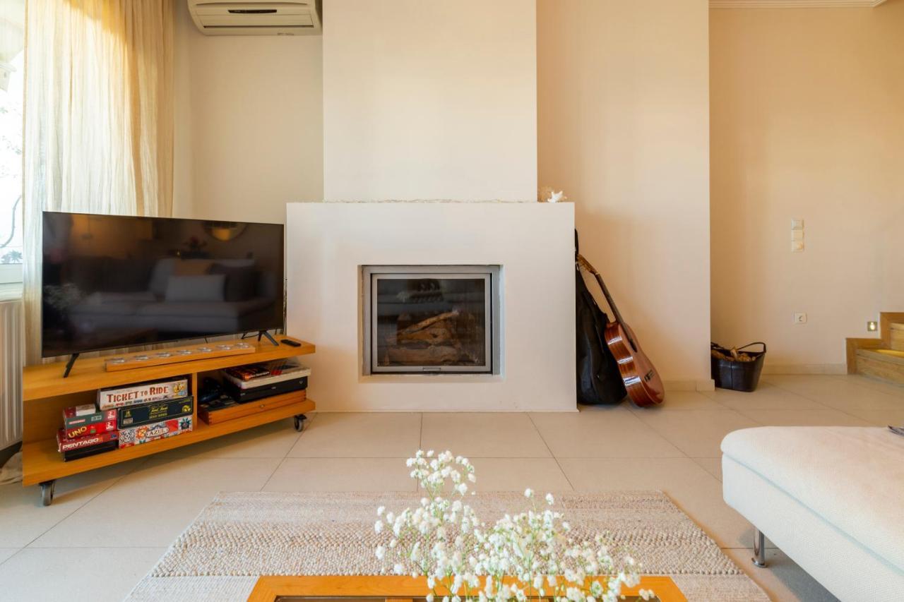 Something Different In Chalkida Apartment Kanithos Exterior photo